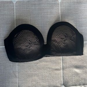 Black and Lace Strapless Wonderbra